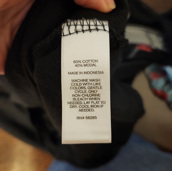 EXPRESS ONE ELEVEN Black with Lace on Front & Back Short Sleeve T-Shirt Size S/P - Picture 6 of 7